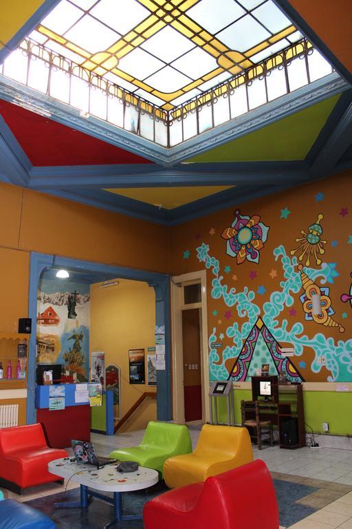 Malbec Hostel Central Мендоса Экстерьер фото