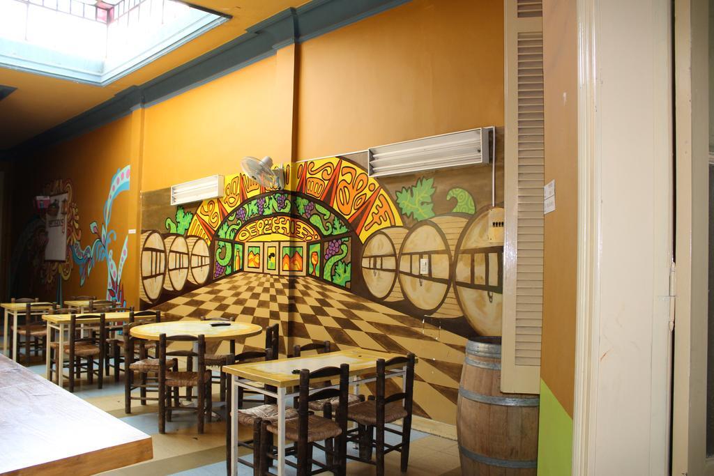 Malbec Hostel Central Мендоса Экстерьер фото